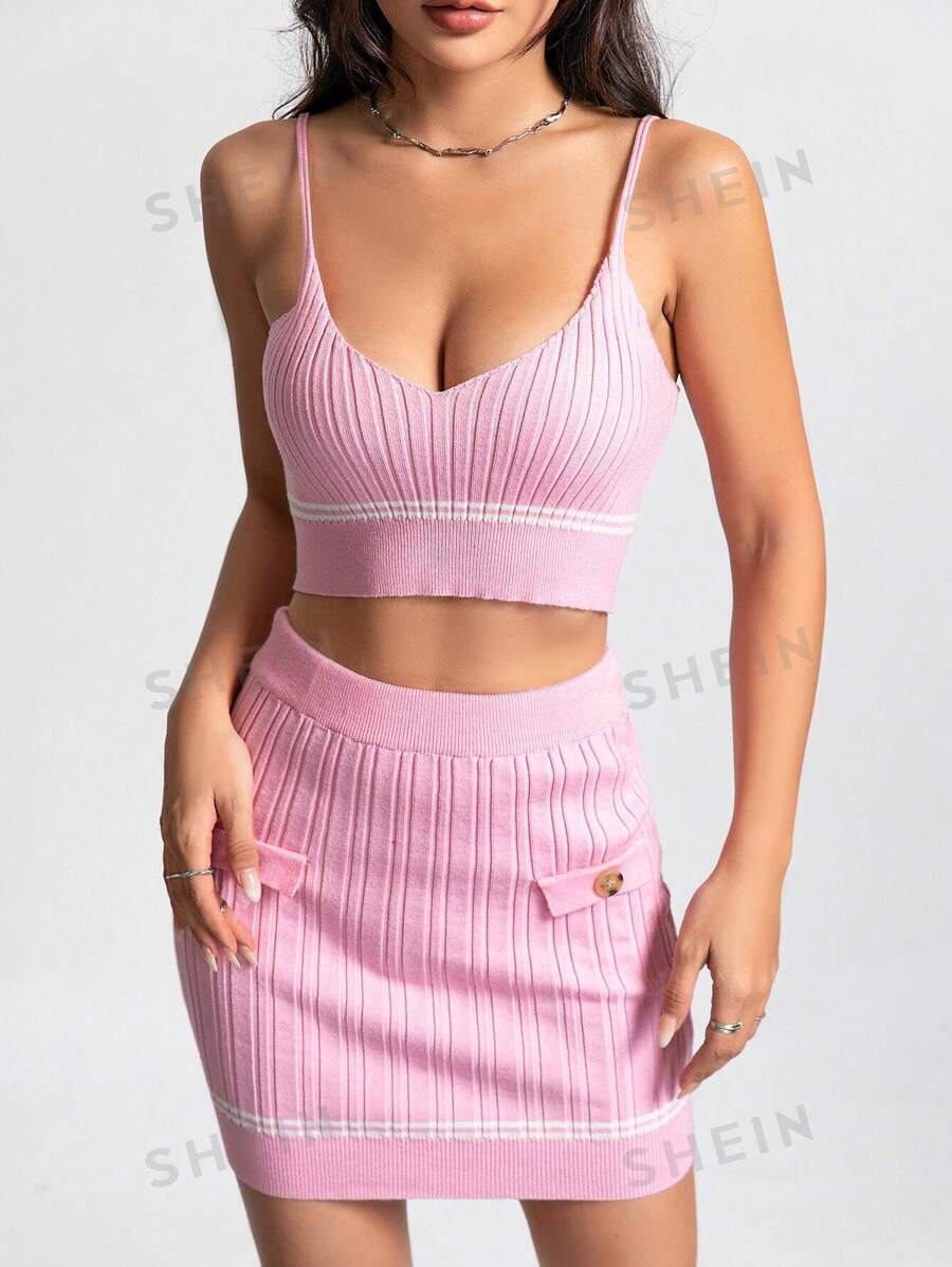 Flirla unicolor Top tejido de tirantes crop & con diseño de solapa Falda de punto