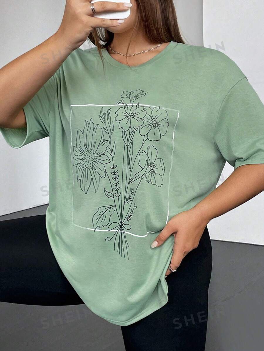 SHEIN EZwear Camiseta holgada con estampado floral talla grande