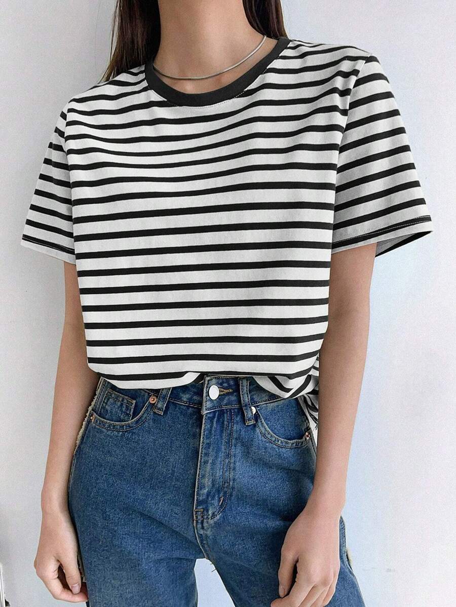 DAZY Striped Print Tee