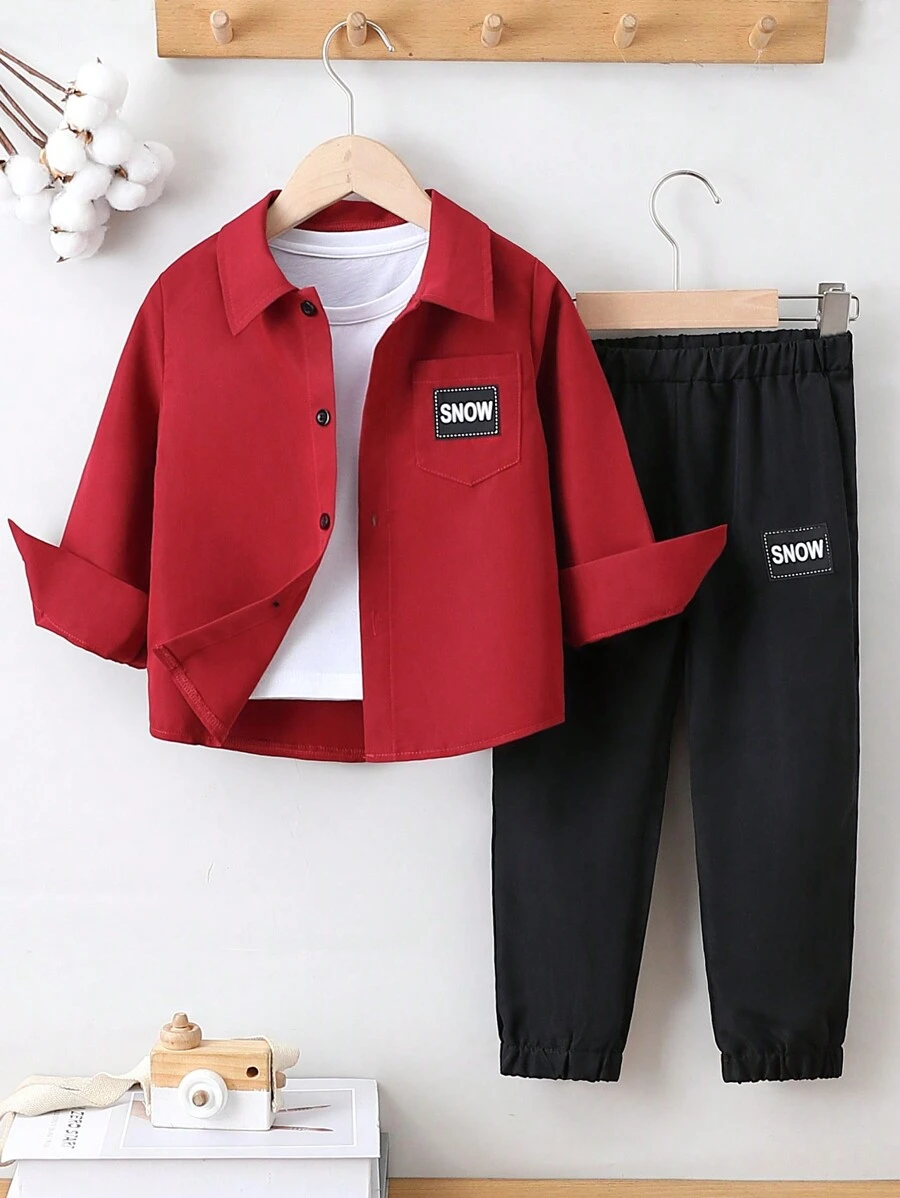 SHEIN Chico joven Camisa con diseño de parche de letra con pantalones sin camiseta