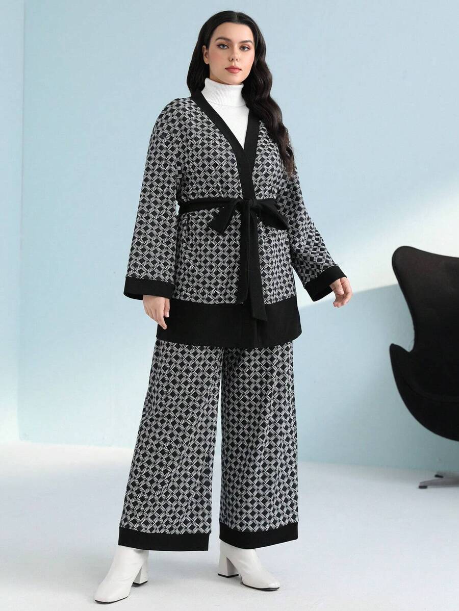 Mulvari Plus Allover Print Belted Coat & Wide Leg Pants
