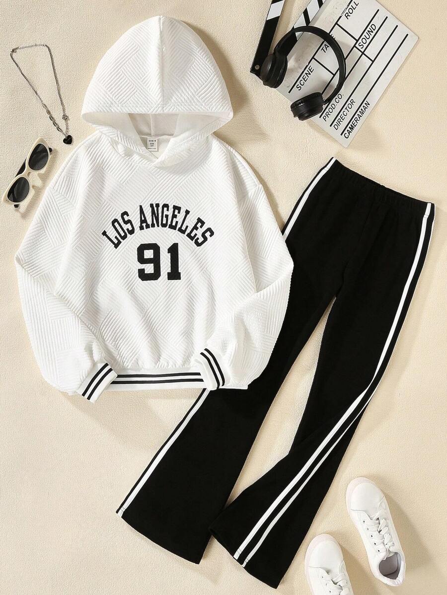 SHEIN Conjunto Casual De Sudadera Con Capucha Y Pantalones Acampanados Impresos Para Chicas Pre-adolescentes
