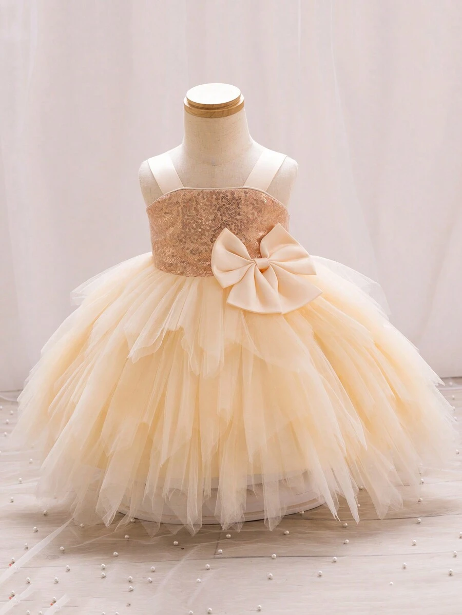 SHEIN Glamorique Kids Champagne gelaagde tule jurk voor babymeisjes met strik, perfect voor verjaardagsfeestjes, avondevenementen, bruiloften, doopfeesten en eerste verjaardagen