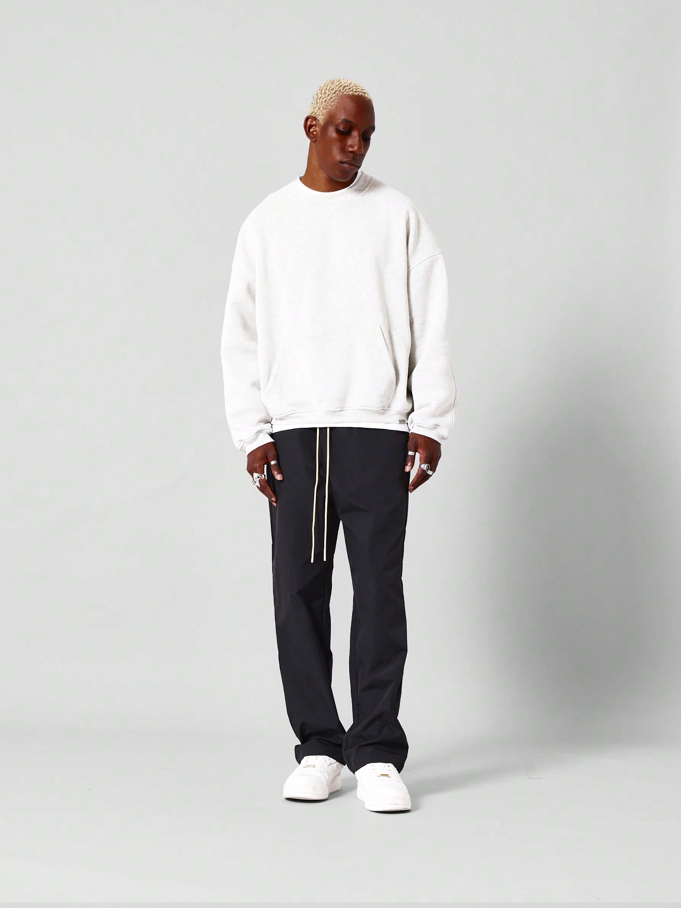 【BAON】[unisex] nylon banding string color jogger PT 909R SPORTY BANDING JOGGER PANTS - RANDOMOFF | 60% - Asian