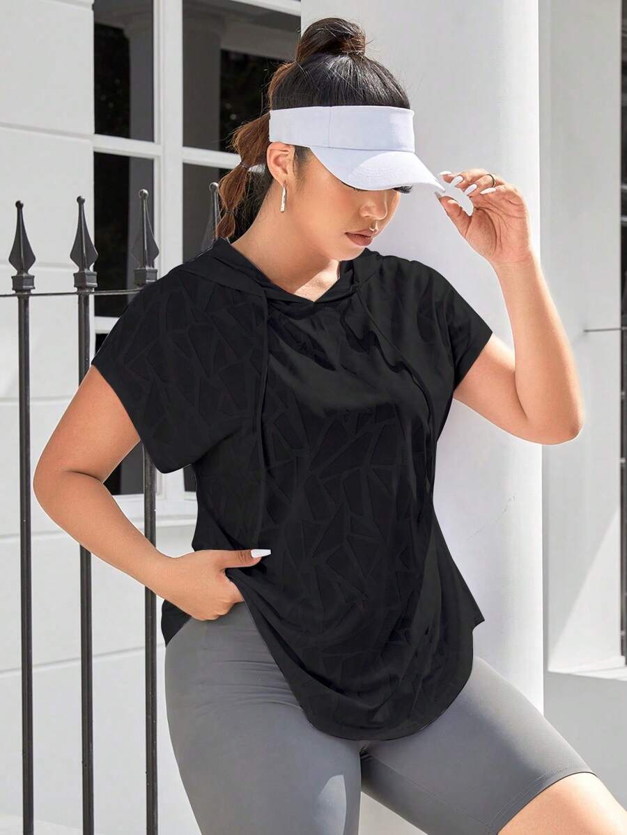 SHEIN Sport Studio T-shirt Mit Kapuze Und Kurzen Ärmeln Für Damen in großen Größen Mit Geometrischem Druck