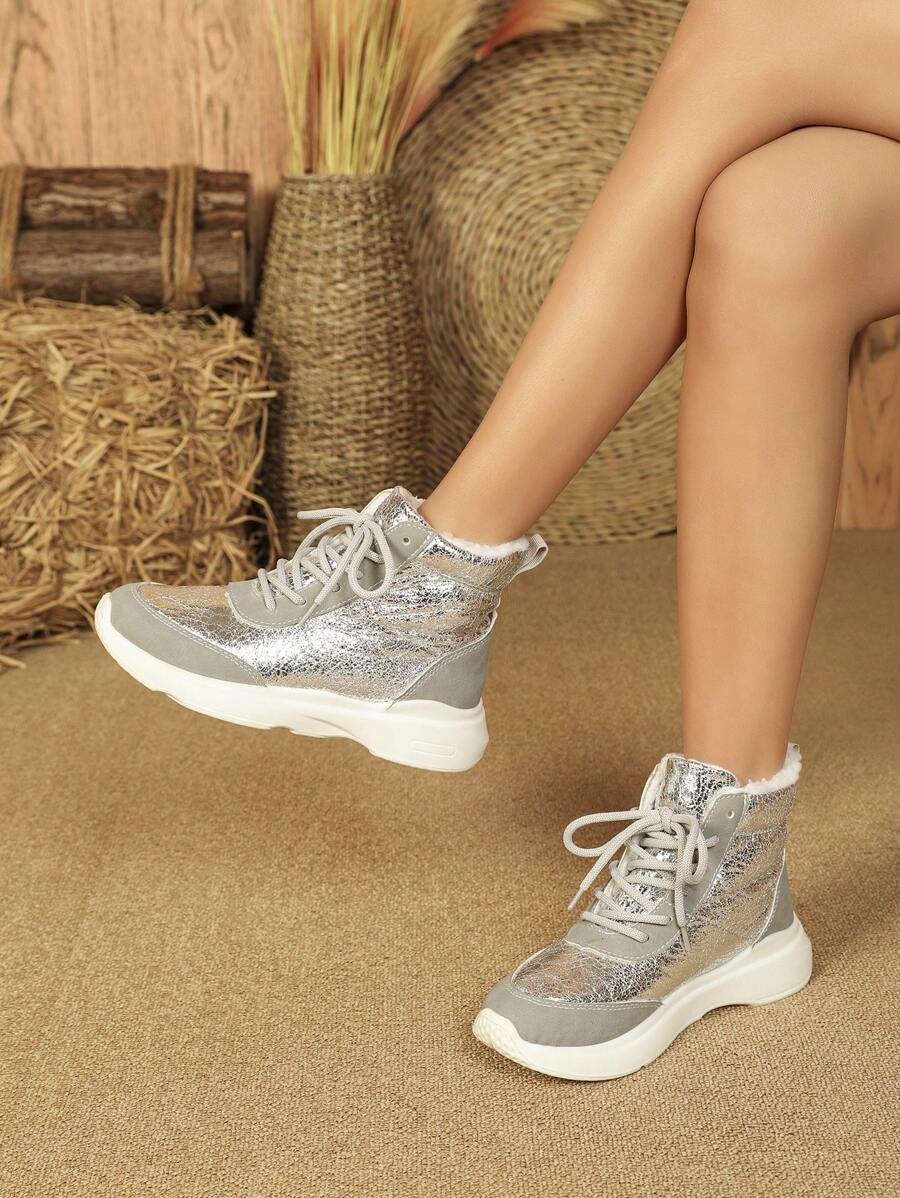 Women's Fashionable Silver Grey Hiking Boots With Thermal Lined Sports Shoes Casual Shoes