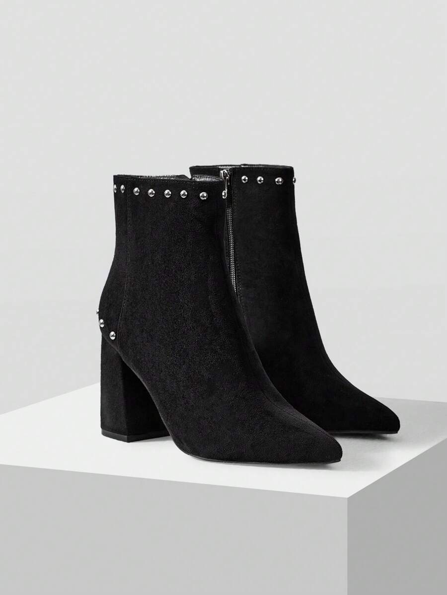 MOTF PREMIUM COMFORT STUD DECOR POINT TOE CHUNKY ANKLE BOOTS