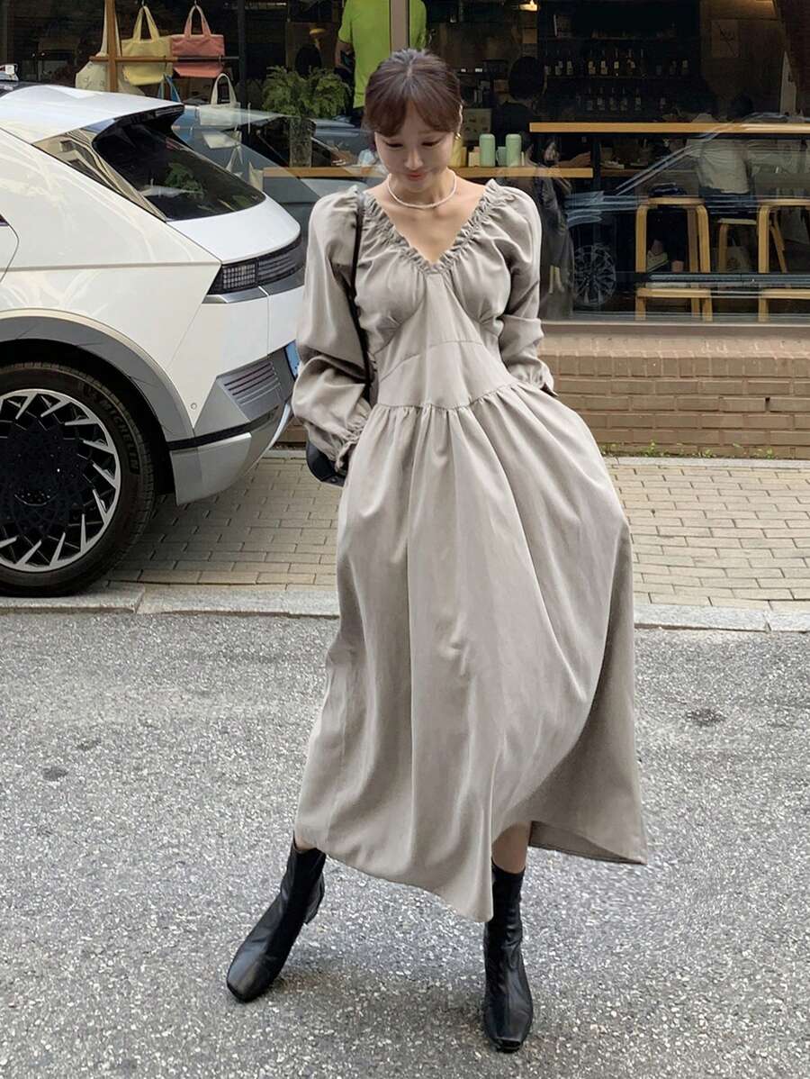 DAZY V-halsjurk met verborgen zakken, herfstkleding