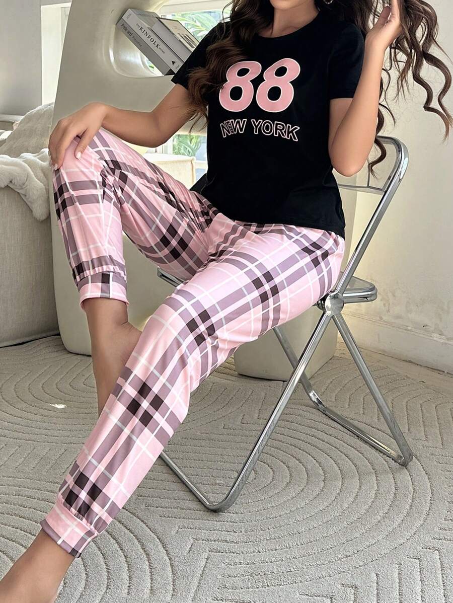 Conjunto De Pijama Para Mujer Con Pantalón De Cuadros, Mangas Cortas Y Estampado De Letras