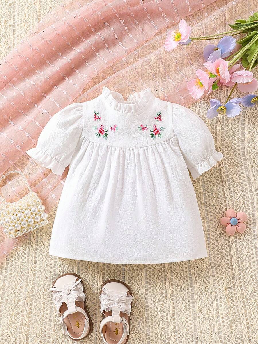 SHEIN Baby Girl Comfortable Nature-Inspired Linen Embroidered Blouse