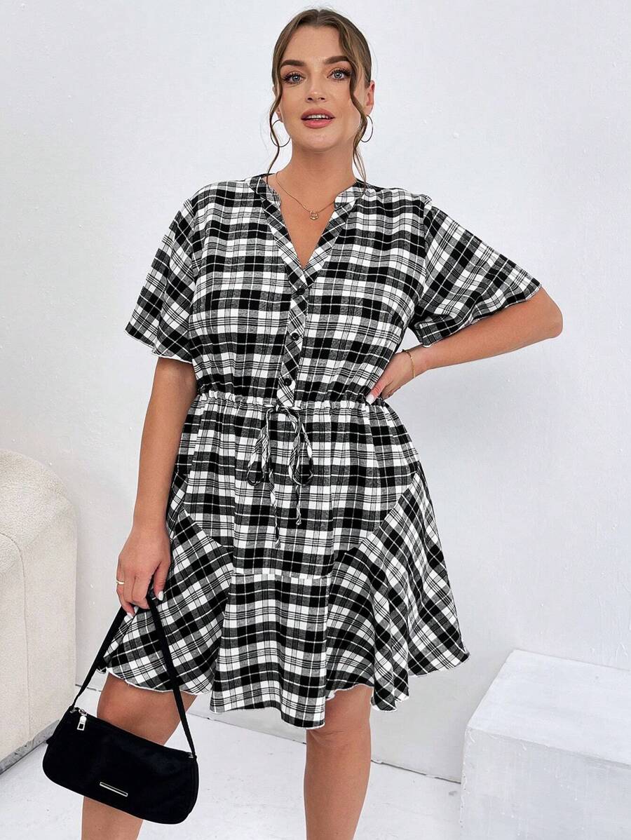 SHEIN Essnce Women's Summer Plus Size Loose Fit Plaid Shirt Dress With Drawstring Waist And Notch Neckline