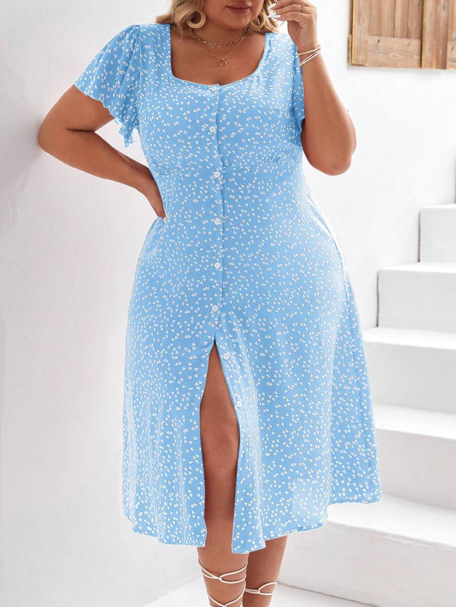 SHEIN Frenchy Vestido De Talla Grande Para Mujeres Con Botones De Corazón Y Estampado De Corazón