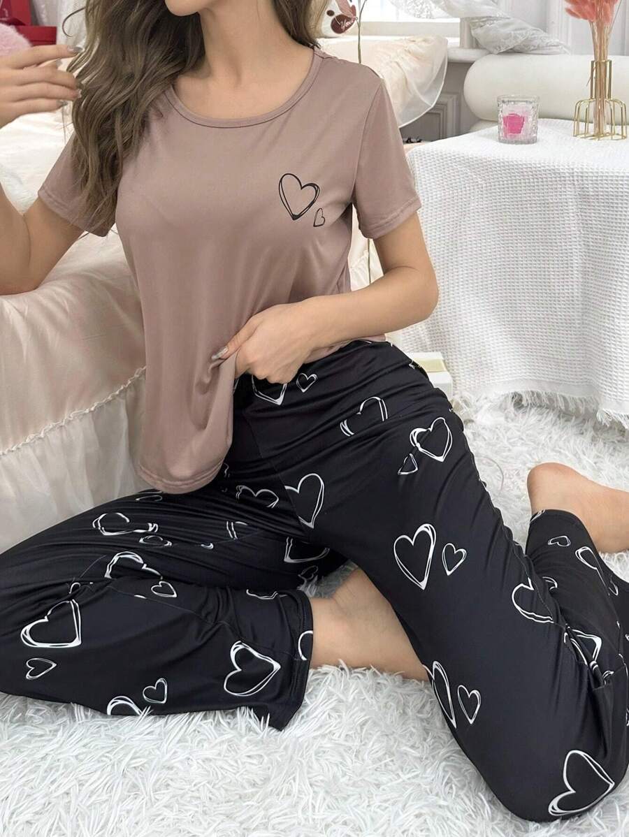 Love Printed Short-Sleeved T-Shirt And Trousers Pajama Set