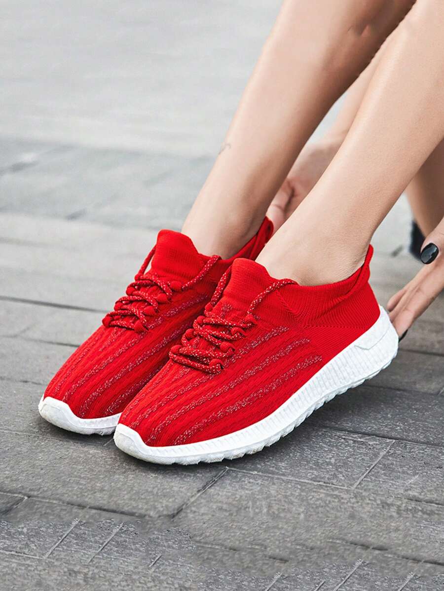 Teenagers' Comfortable And Fashionable Soft Bottom Breathable Slip-Resistant Sports Shoes