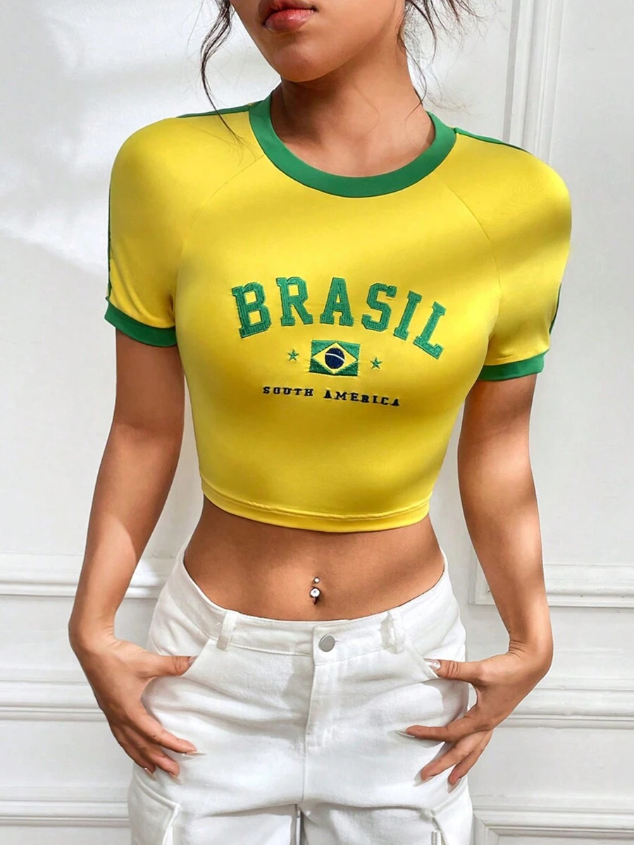 SHEIN EZwear Camiseta Bordada De Estilo Brasileño Con Combinación De Colores