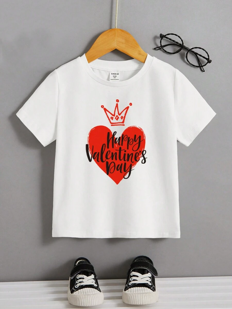 1pc Young Boy's Casual, Comfortable, Fashionable, Simple, Versatile, Soft, Comfortable, Heart-Shaped, Unique English Pattern, Breathable, Short-Sleeved T-Shirt, Suitable For Daily Wear, School, Travel, Valentine's Day, Spring And Summer Seasons