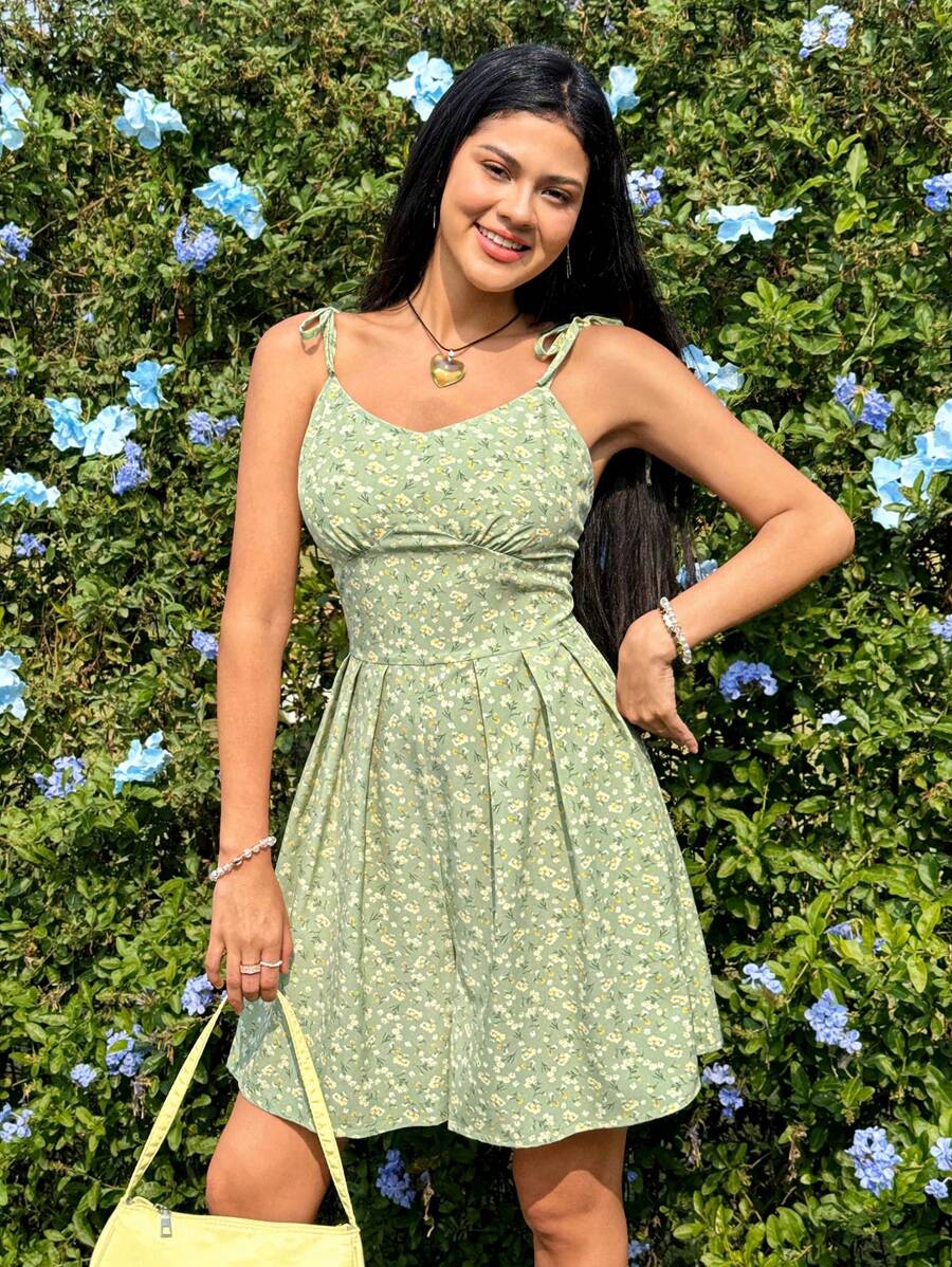 Soleia Floral Print Spaghetti Strap Romper