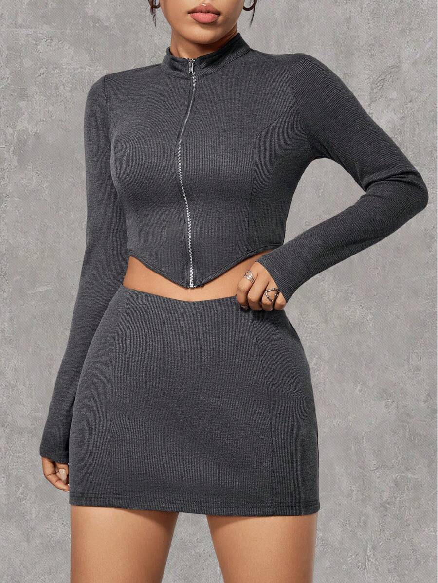 SHEIN EZwear Zipper Front T-shirt And Skirt Set
