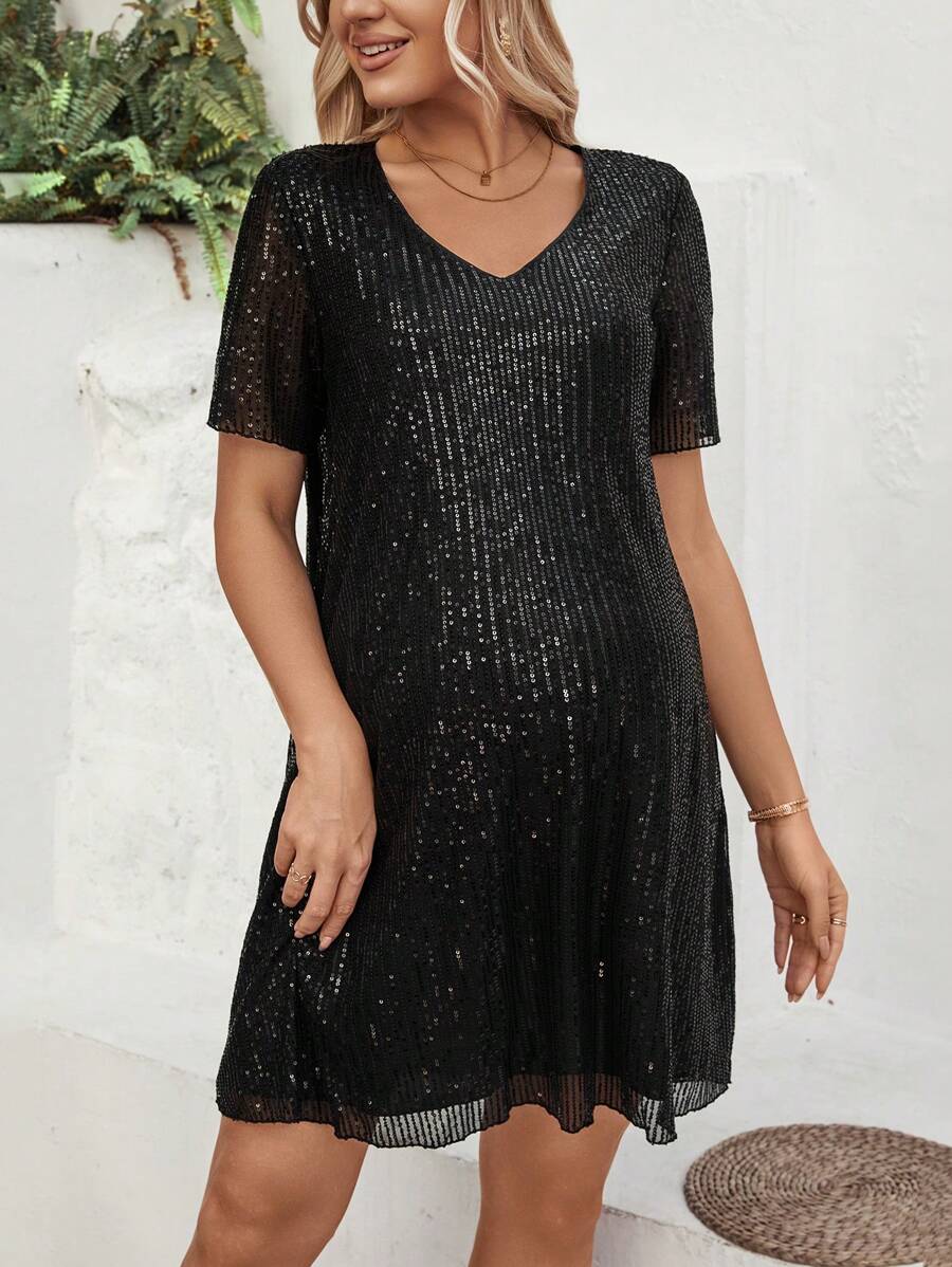 SHEIN Solid Color V-Neck Dress For Maternity