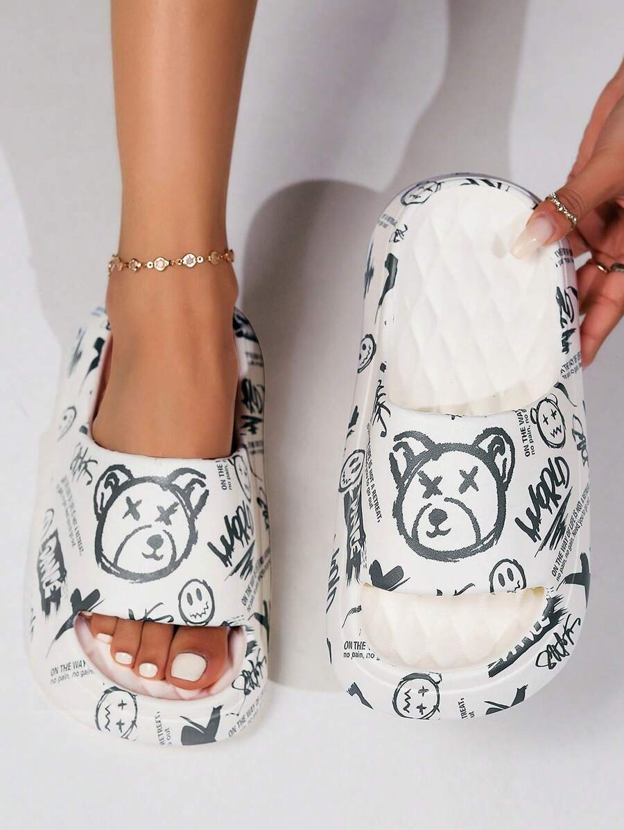 Women's Summer Indoor/Outdoor Thick Bottom Anti-Slip Slippers With Bear Pattern For Home, Bathroom