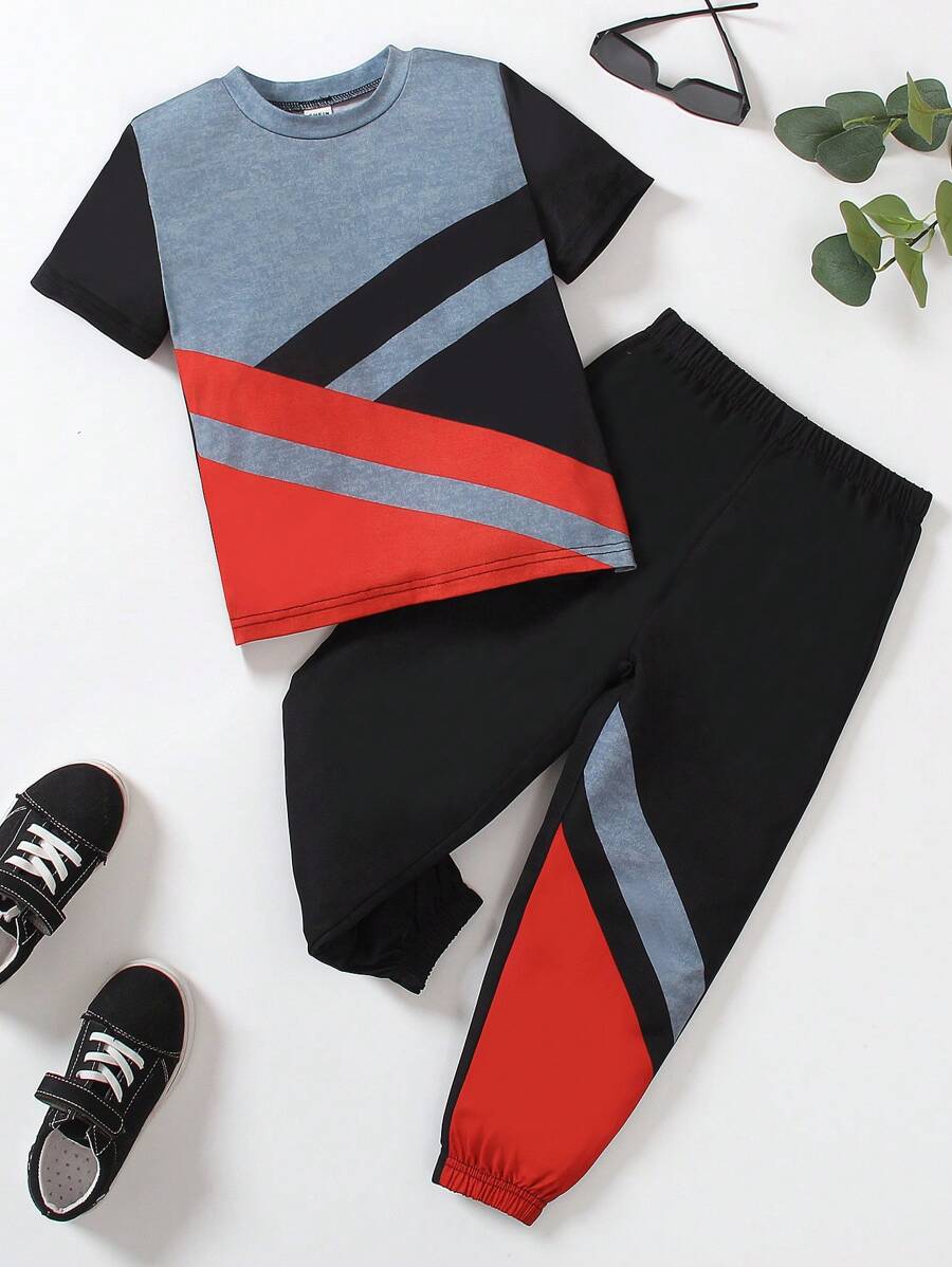 SHEIN Conjunto de 2 peças para meninos, camiseta de manga curta com gola redonda e blocos de cores e calças confortáveis com cordão solto, adequadas para passeios diários, primavera/verão, escapadelas, férias, viagens, relaxamento, banhos de sol