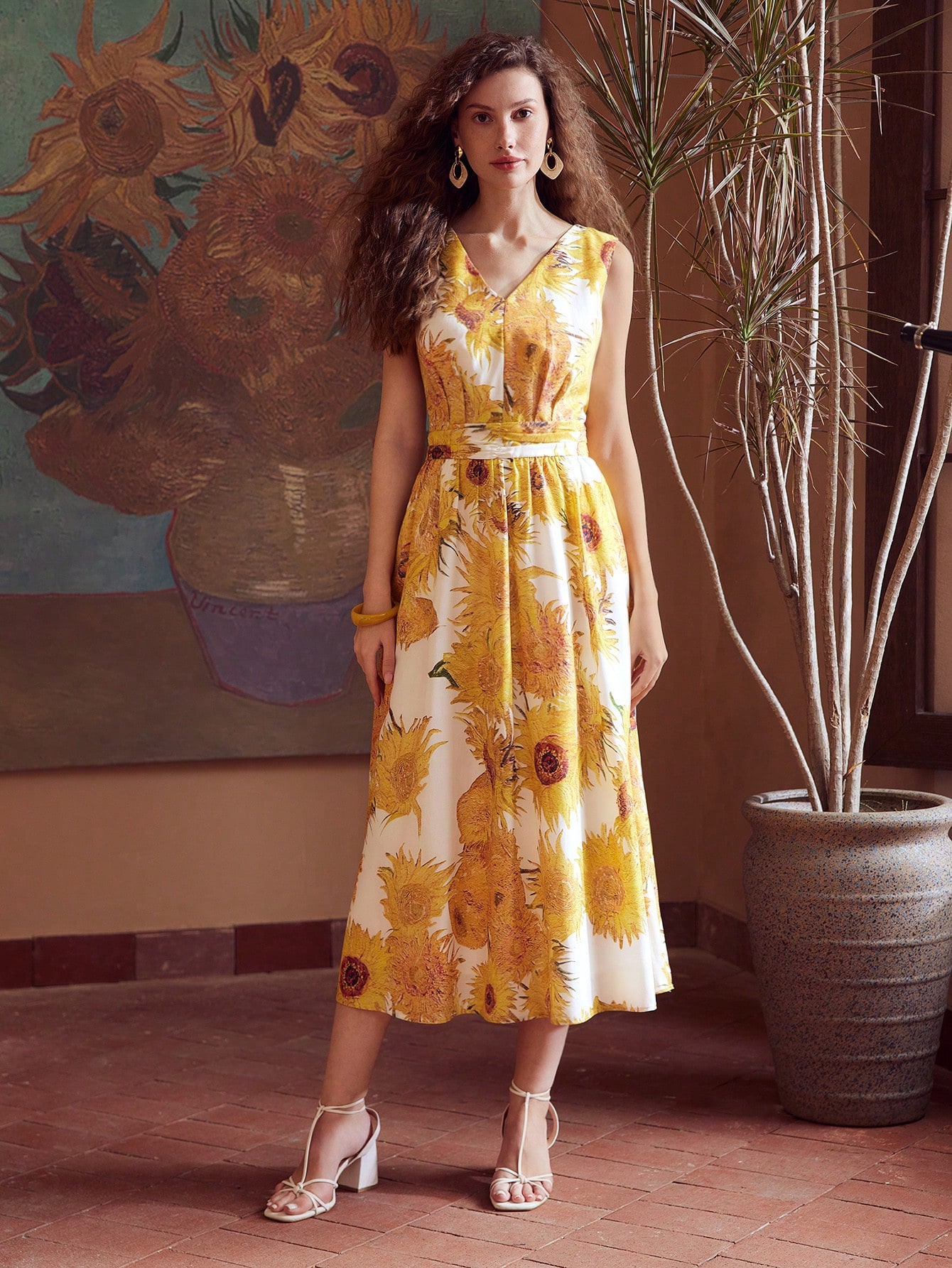 ワンピース Sunflower-Printed Midi Dress Sunflower-Printed Midi Dress