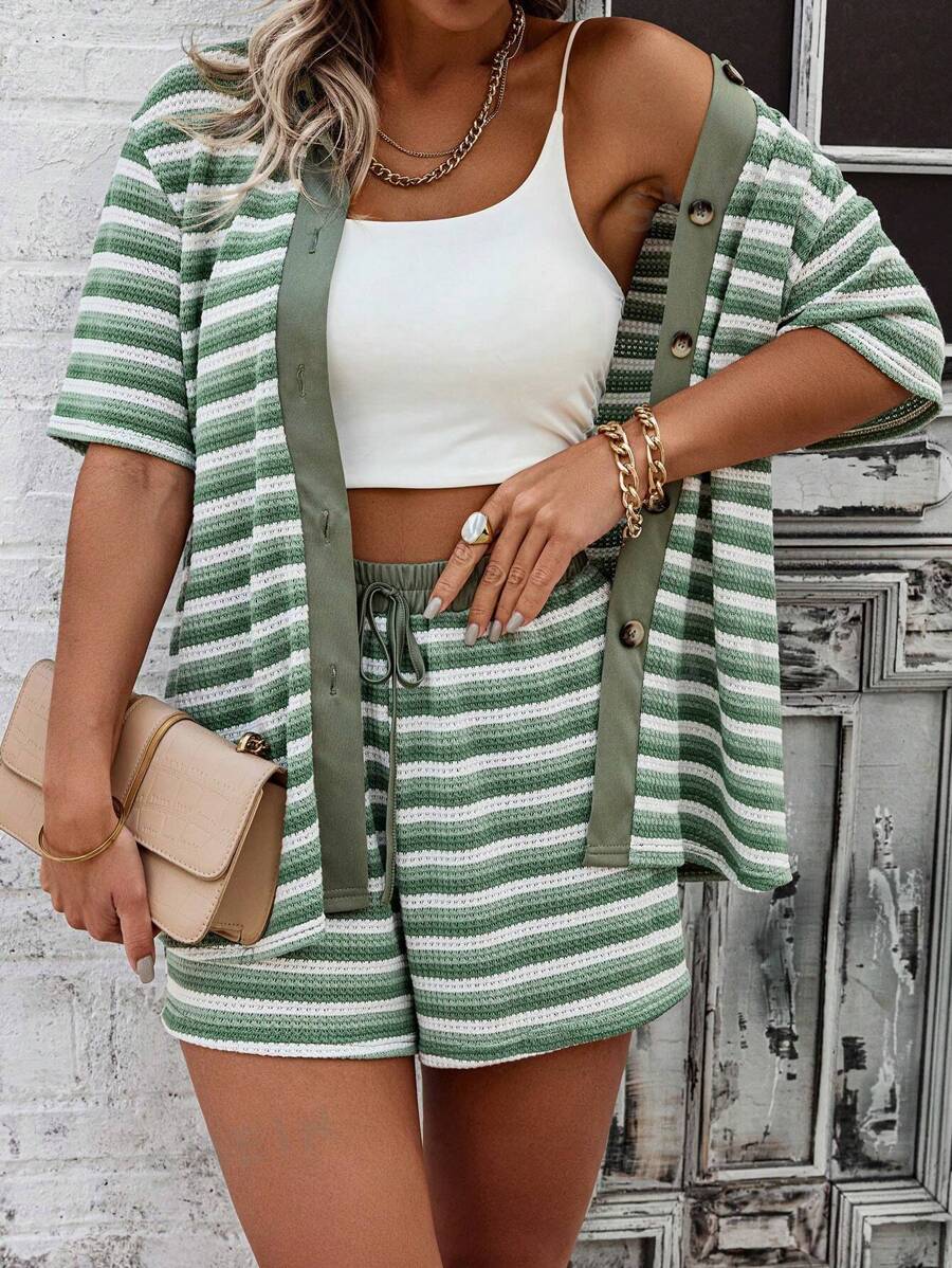 Breezaya Conjunto de top a rayas con botones y shorts estilo bohemio de talla grande para verano