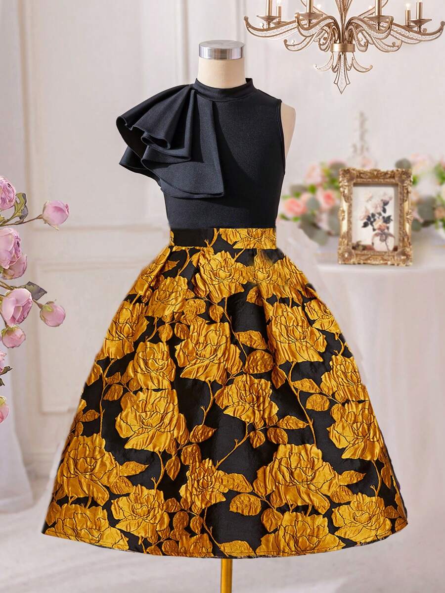 SHEIN Conjunto de blusa con ribete de volantes y falda acampanada de jacquard floral para niña preadolescente