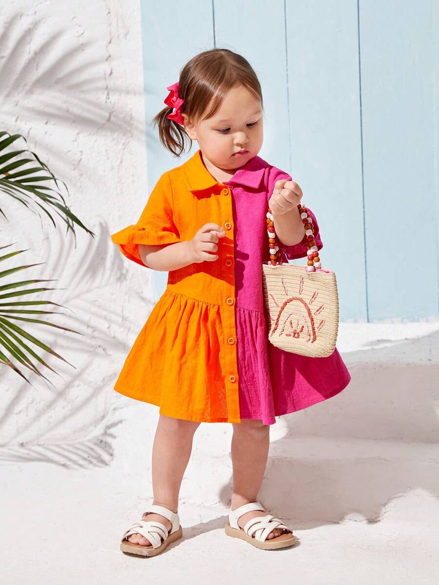 SHEIN Zomervakantie voor babymeisjes met colorblock-jurk met ruches aan de zoom en uitlopende mouwen