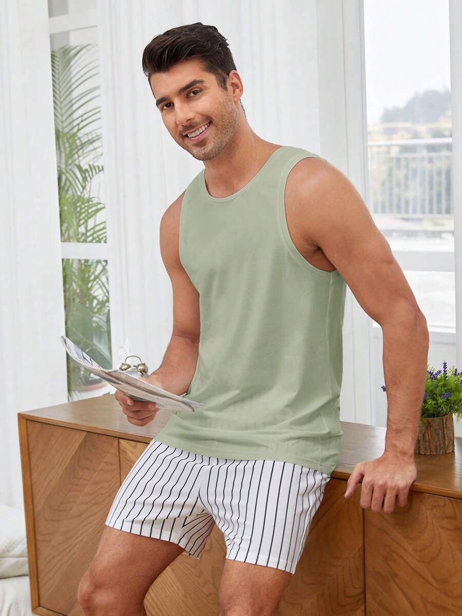 SHEIN 2 Unids/set Chaleco De Color Sólido Para Hombres Y Pantalones Cortos A Rayas Ropa De Casa Informal