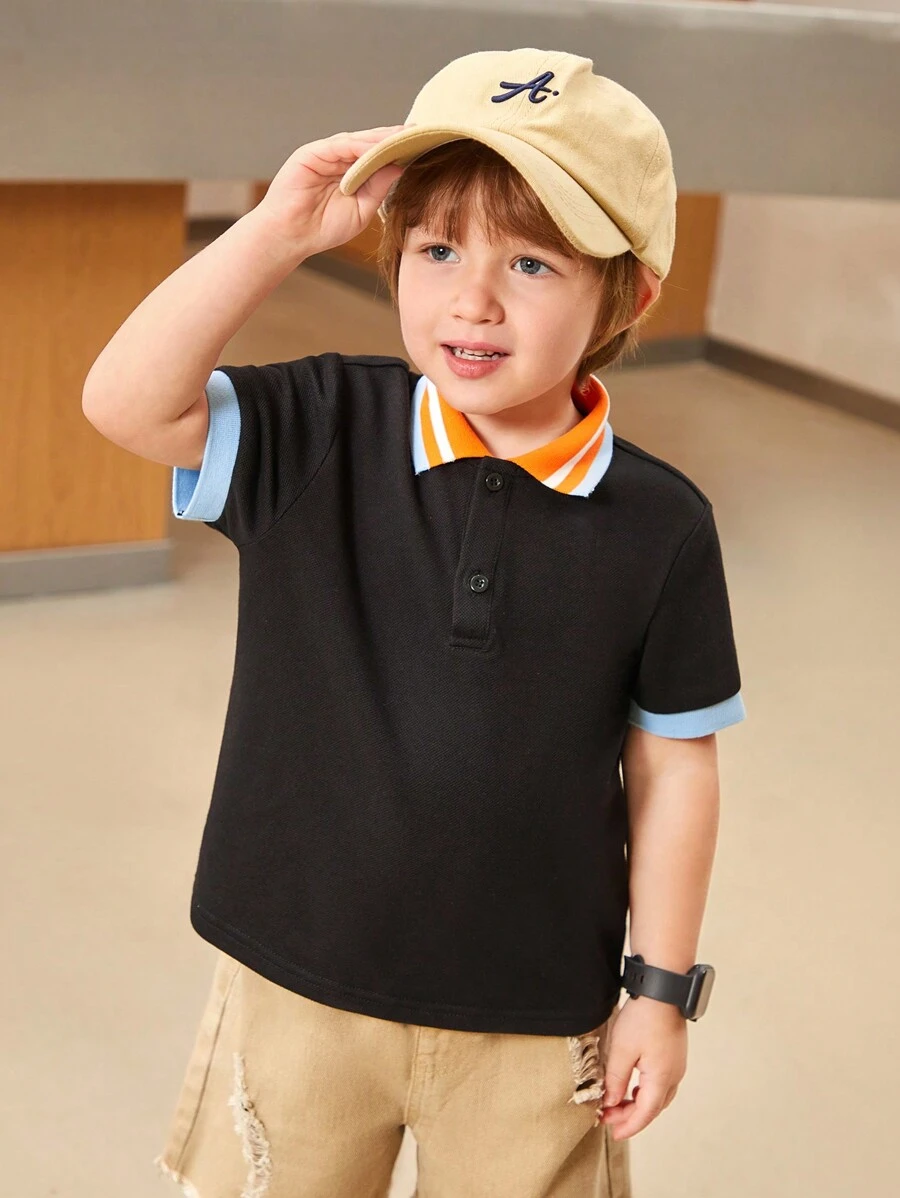 SHEIN Jonge jongen 1 stuk Casual College stijl Kleurblok Kraag & Mouw Zoom Korte mouwen Polo Comfortabel Kledingstof , Ademend En Terug naar school , Geschikt Voor Zomer Seizoen