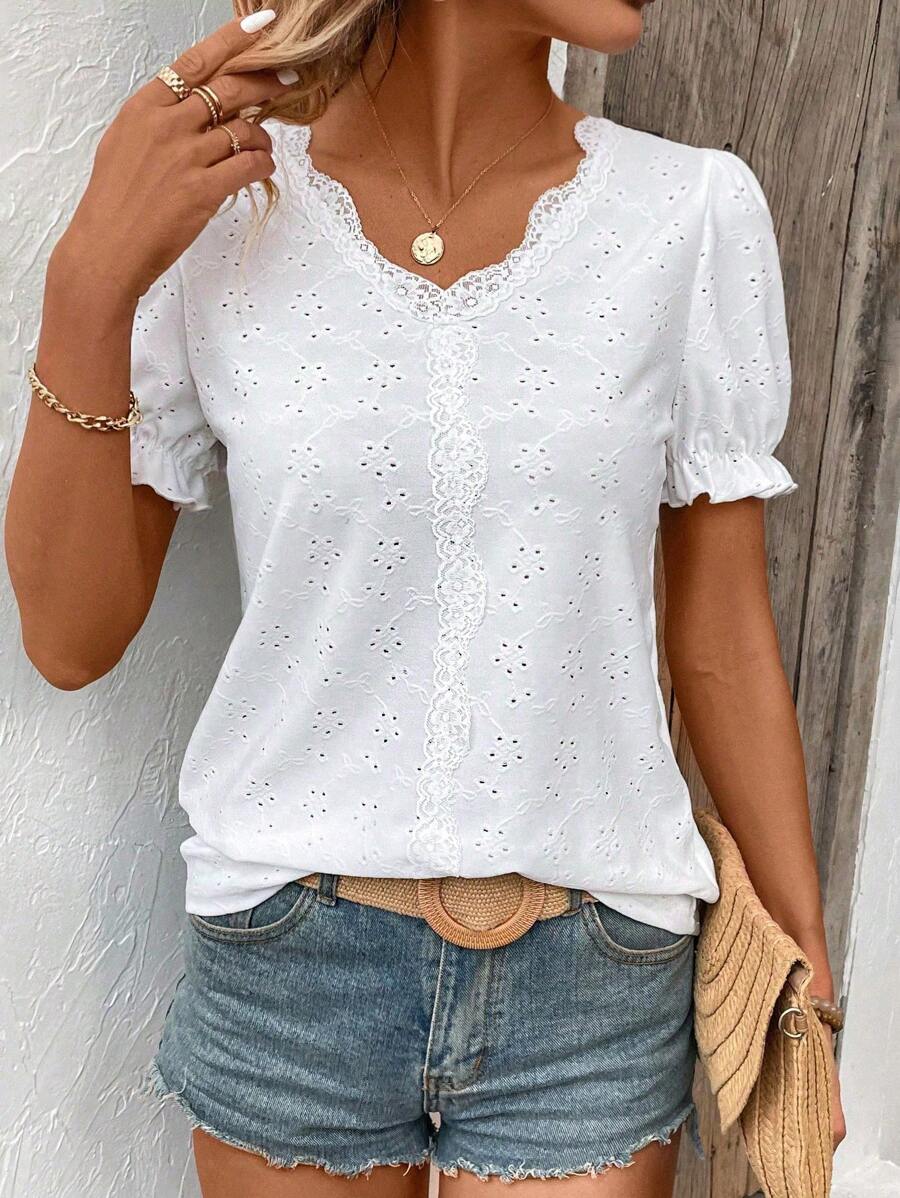 SHEIN LUNE Women's Lace Splice Short Puff Sleeve T-Shirt