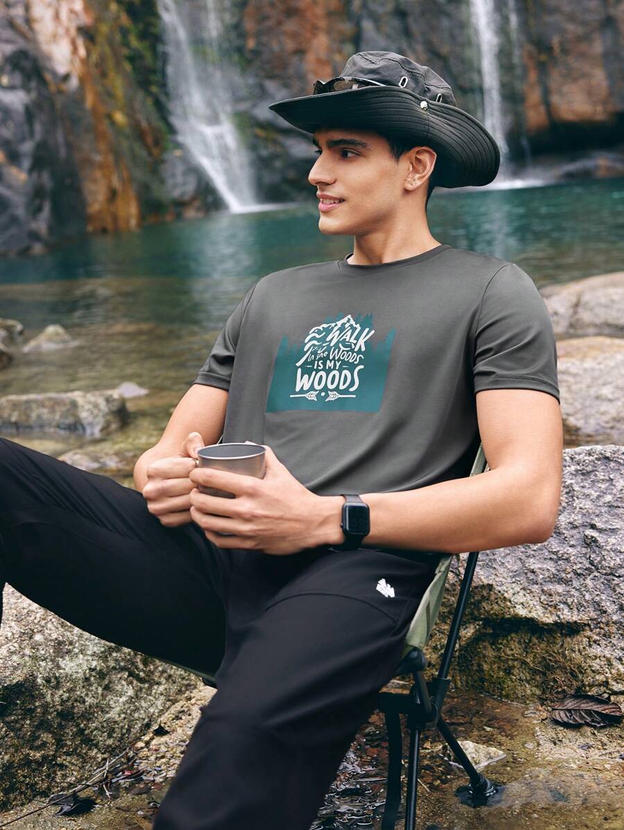 Manfinity Sport Corelite Men's Summer Casual Outdoor Round Neck Short Sleeve T-Shirt With Letter Print