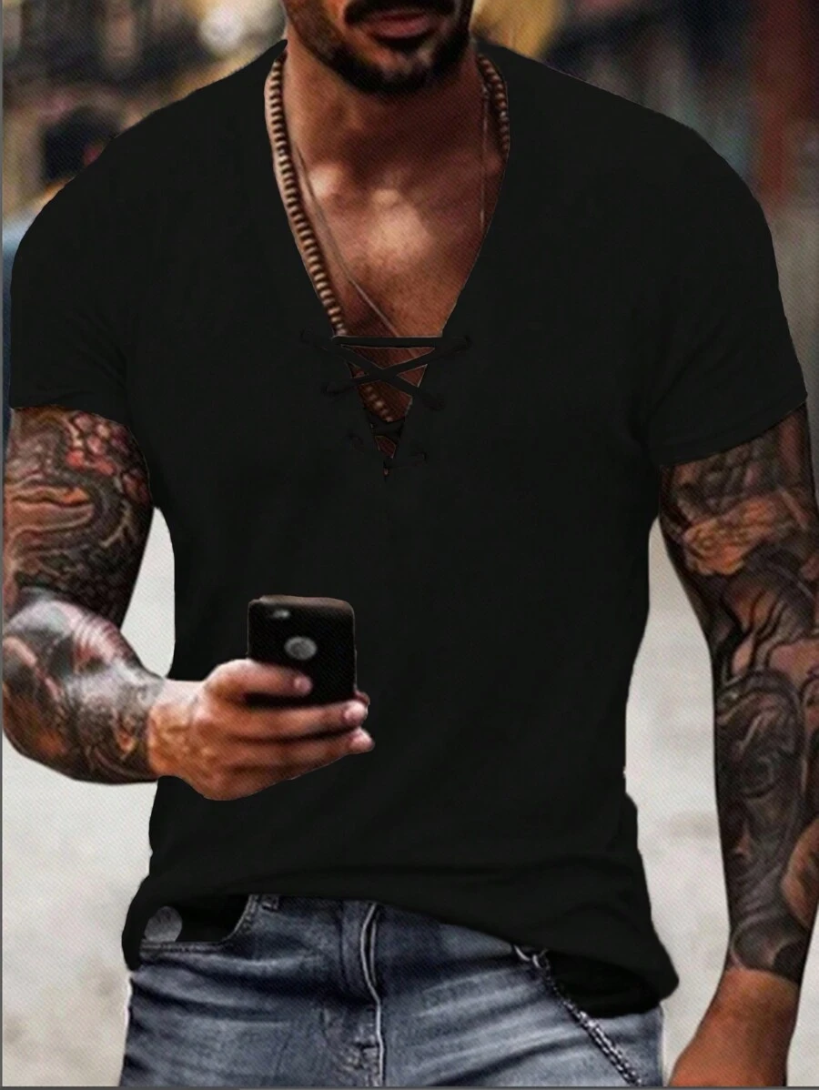 Manfinity LEGND Men's Cross Strap Short Sleeve T-Shirt For Summer Casual Style