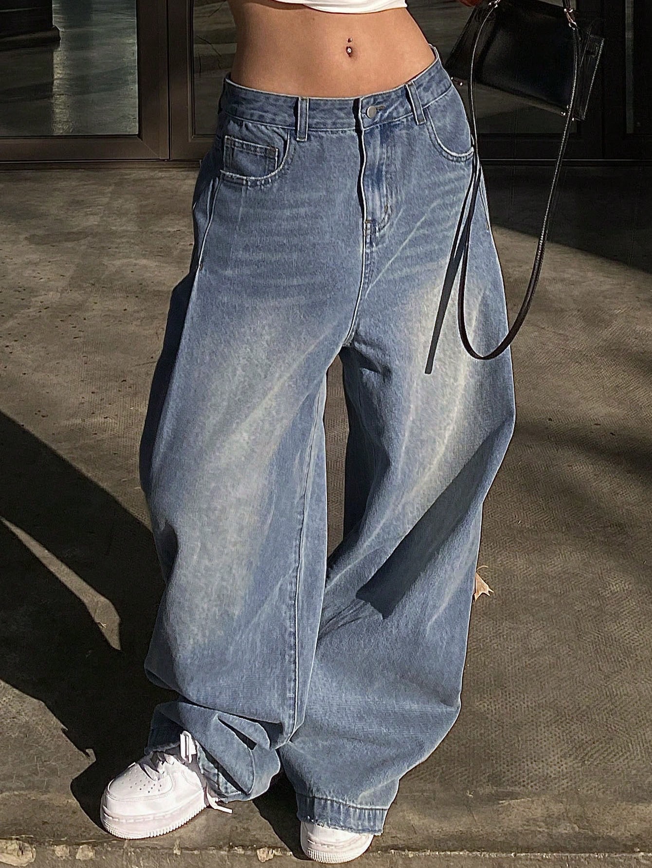 Ladies' Wide-Leg Jeans With Fading And Distressed Effects