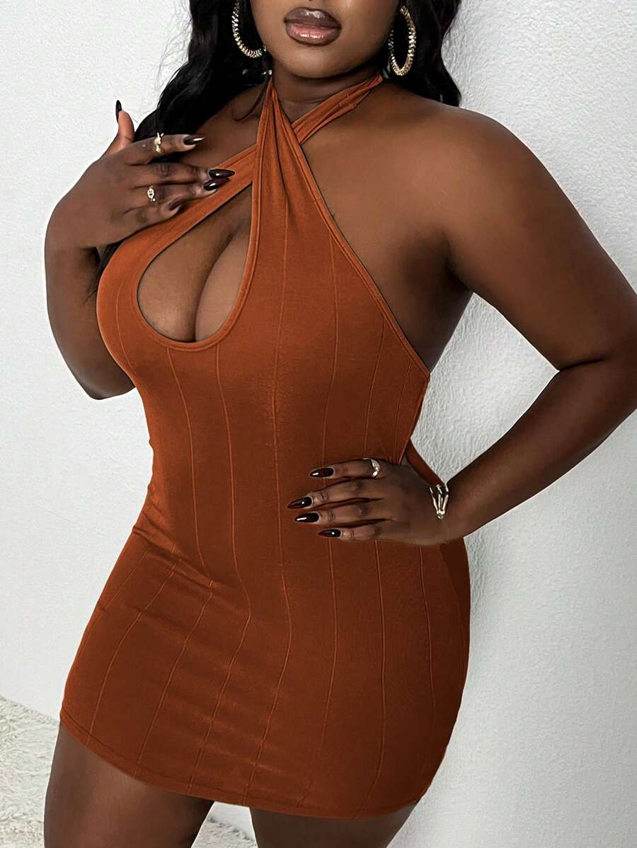 Slaydiva Cross Halter Neck Plus Size Bodycon Dress With Tied Straps