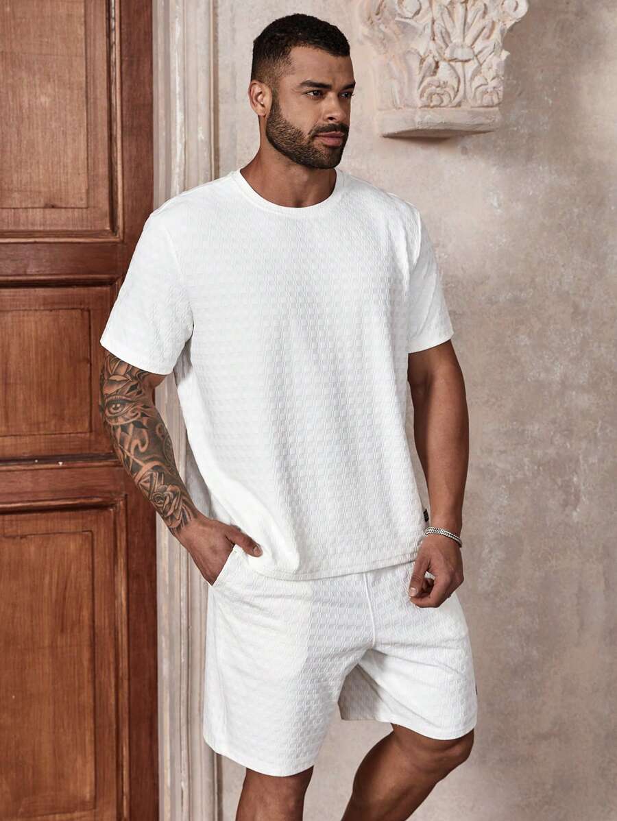 Manfinity Homme Men Plus Size Solid Textured Short Sleeve T-Shirt And Shorts Set, Summer