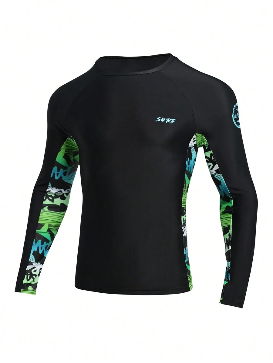 Manfinity Camiseta de lycra de surf para vacaciones en la playa con estampado aleatorio para hombres