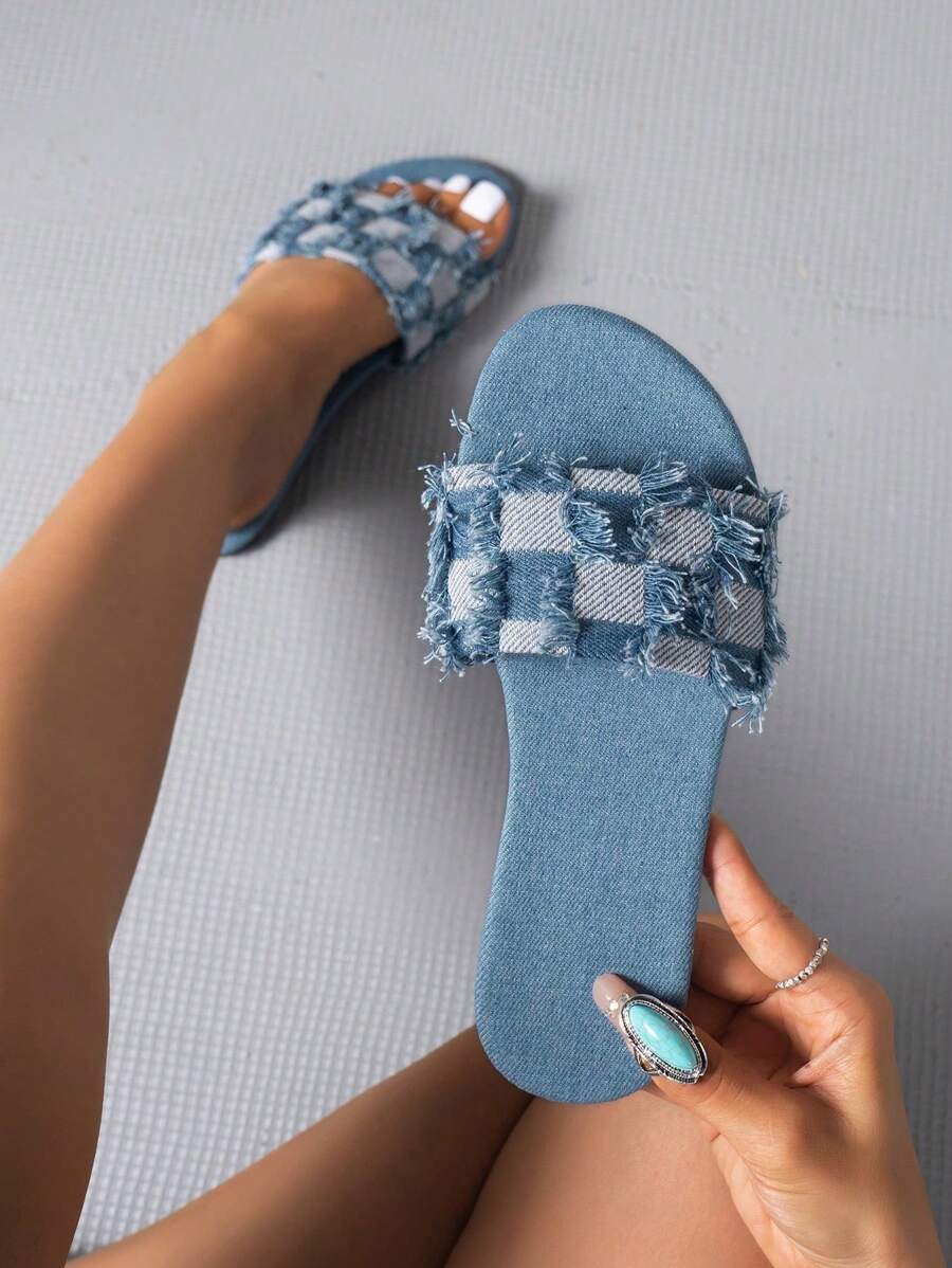 2024 Nuove Pantofole Estive Aperte Per Le Donne Con Punta Arrotondata E Sandali Piatti Alla Moda Di Grande Taglia Per Esterni