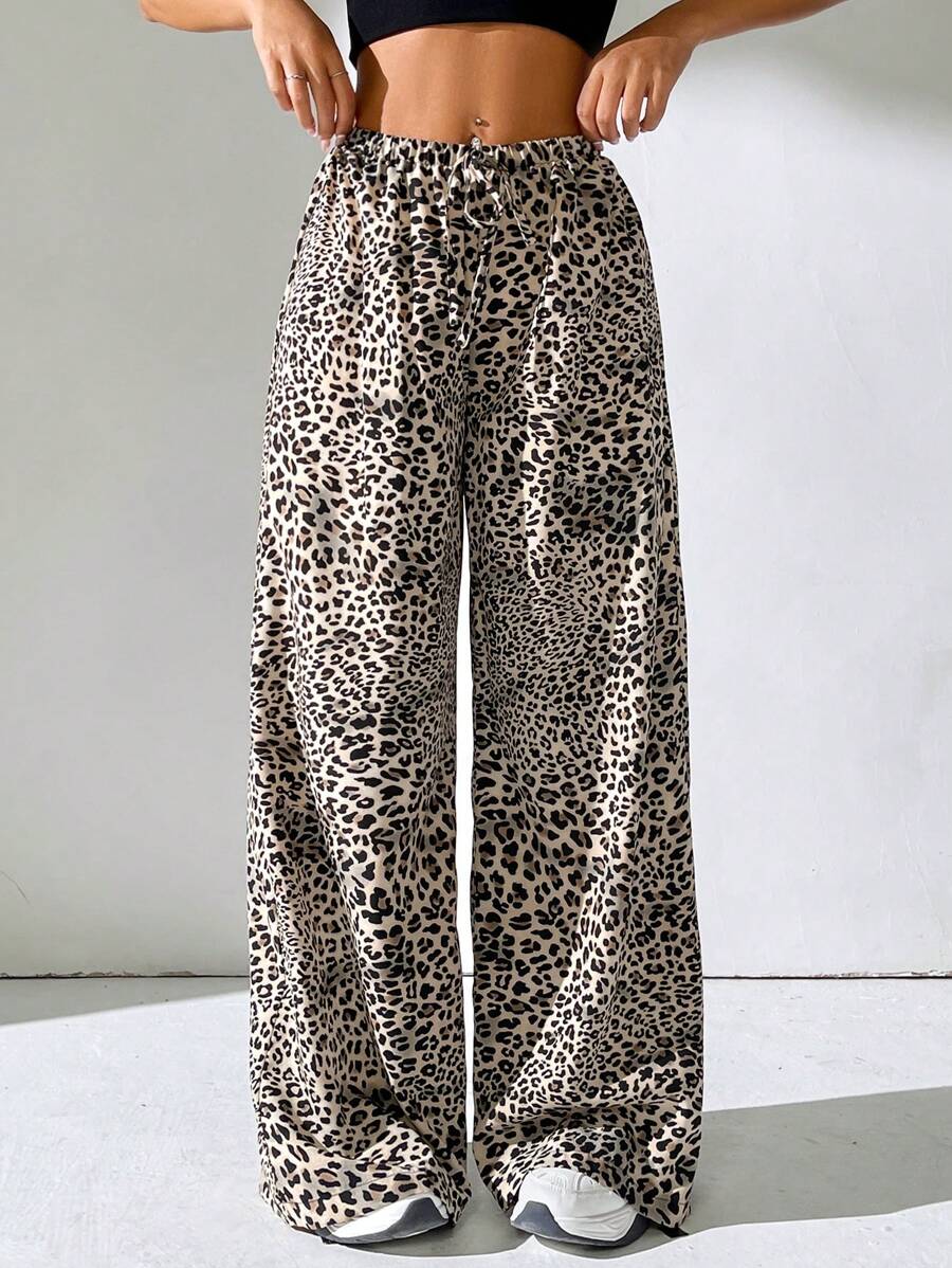 SHEIN EZwear Pantalones Largos Para Mujer Con Estampado De Leopardo Y Cordón De Ajuste