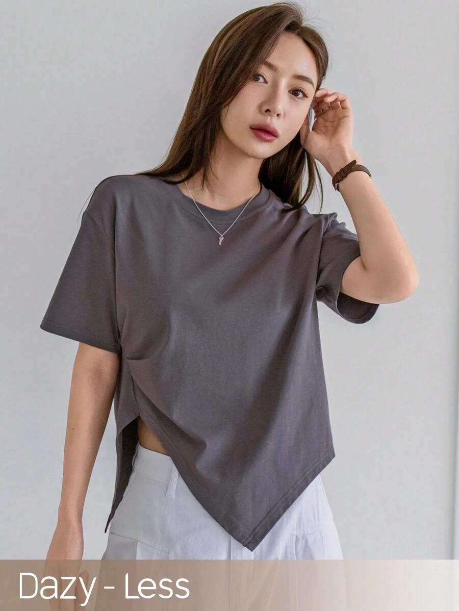 Dazy-Less Solid Color Round Neck Short Sleeve T-Shirt With Asymmetrical Hem