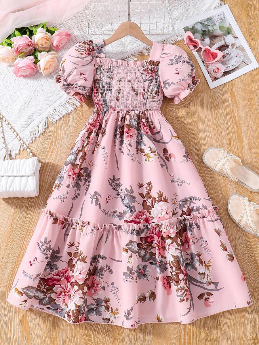 SHEIN Vestido para niña joven con estampado floral, dobladillo con volantes, cuello cuadrado y mangas abullonadas en estilo de vacaciones