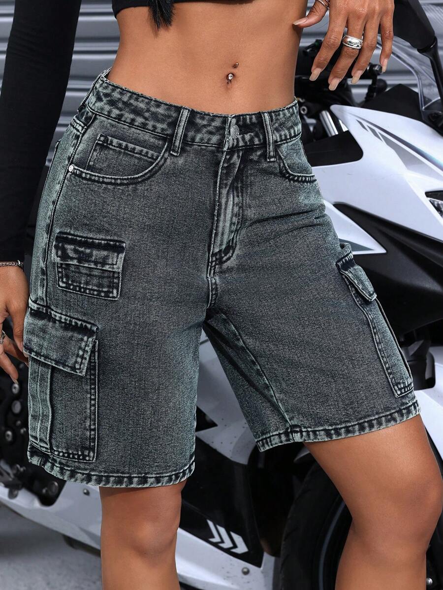 SHEIN EZwear Women Fashionable Distressed Denim Shorts With Pocket Design