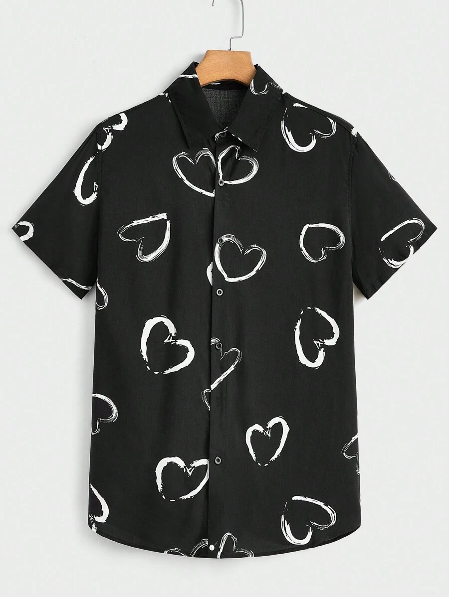 Manfinity VCAY Camisa Casual Masculina de Manga Curta Solta e Estampada com Coração para o Verão