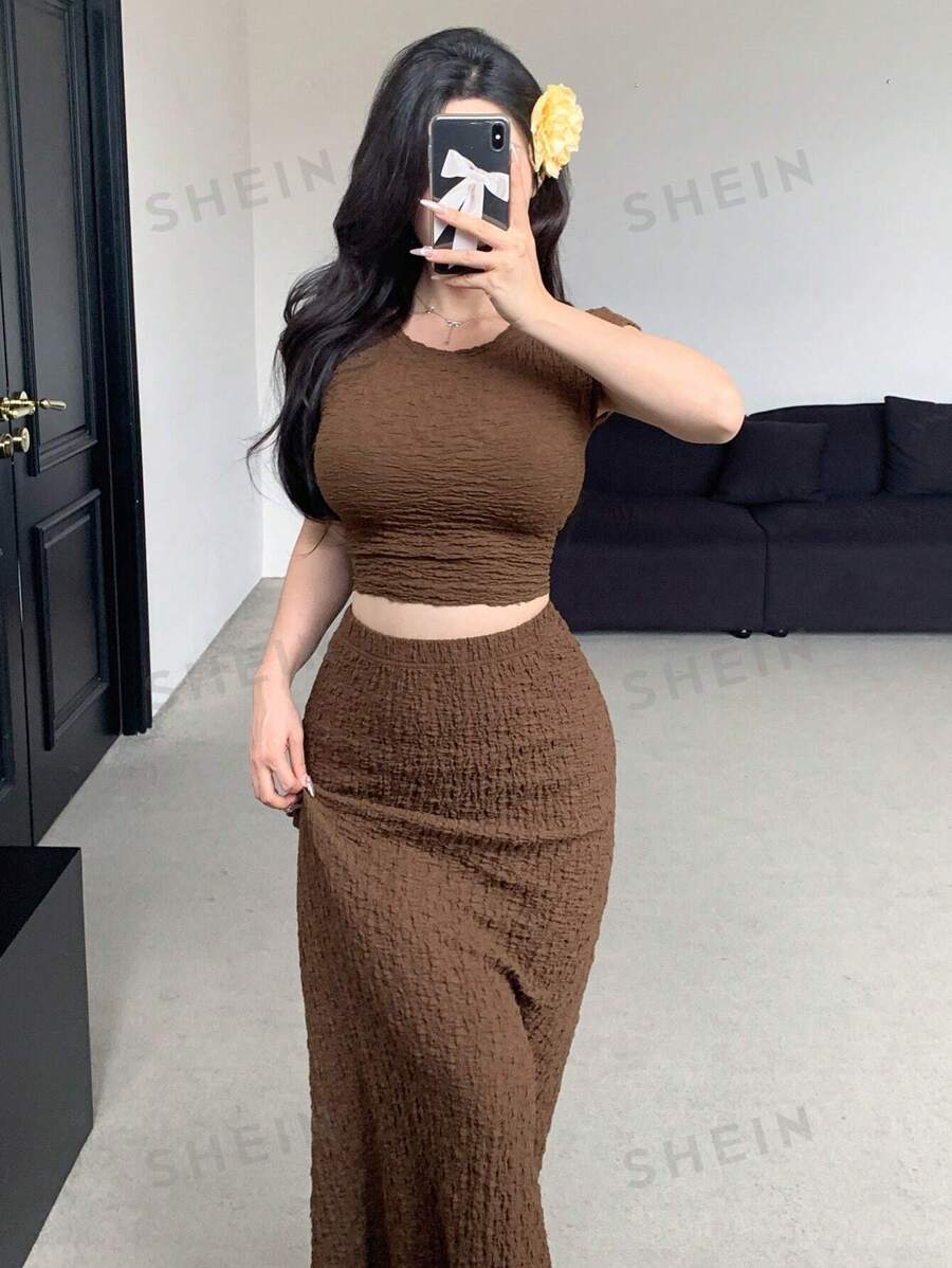 DAZY Conjunto de top corto y falda de verano elegante con textura de moda para mujer, conjunto de dos piezas para mujer