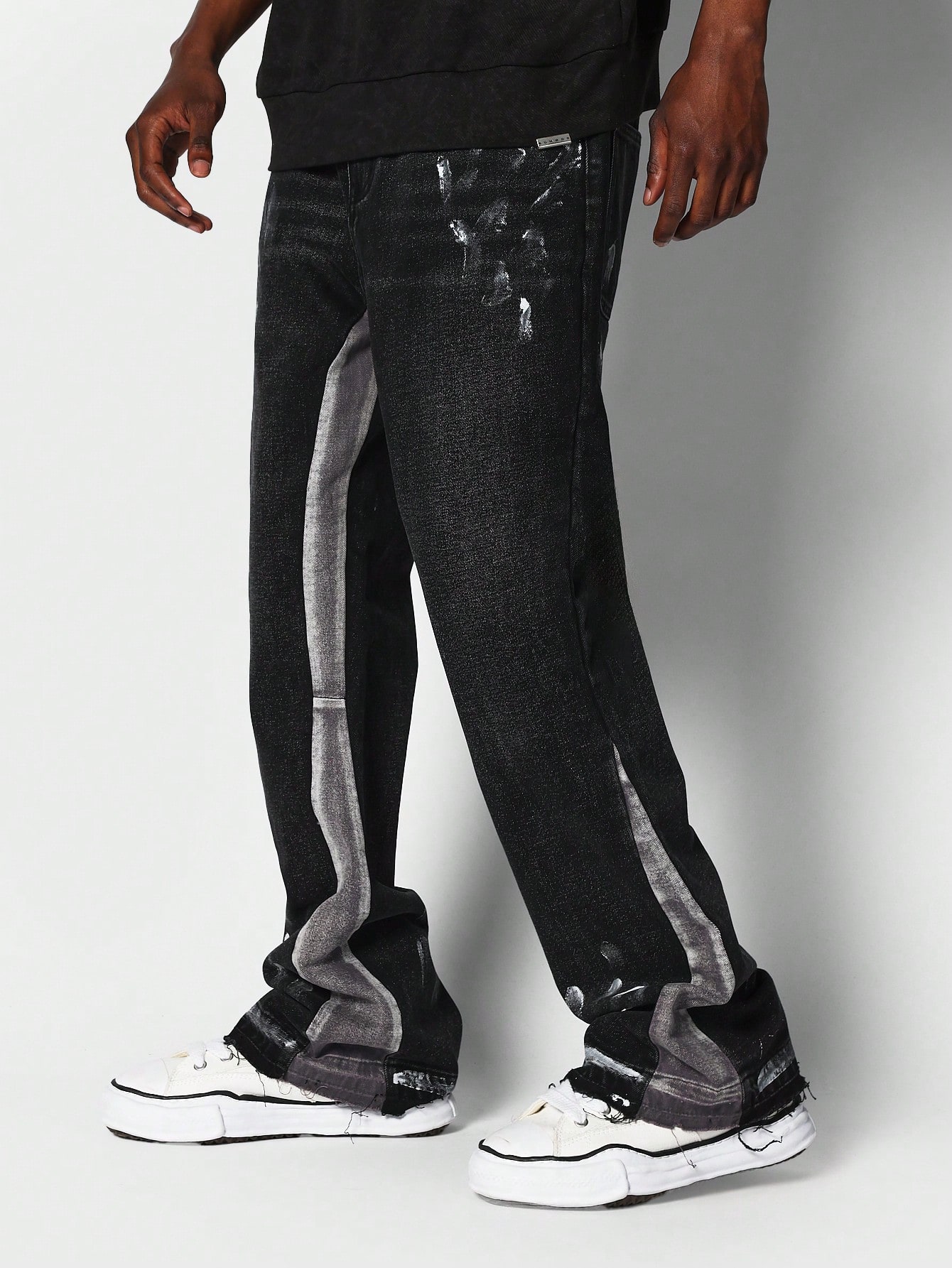Flare Fit Colour Blocked Jean With Splatter Paint｜Sumwon