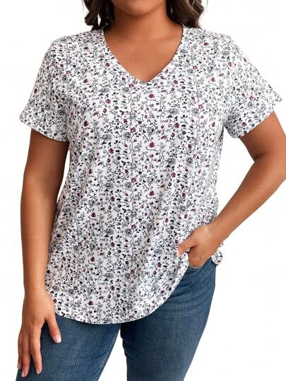 EMERY ROSE Plus Size Women's Summer Floral Print V-Neck Short Sleeve Casual T-Shirt Graphic Tees Women Tops