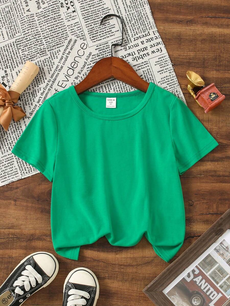 SHEIN Camiseta de manga corta de cuello redondo de color verde liso informal para niños pequeños, adecuada para verano