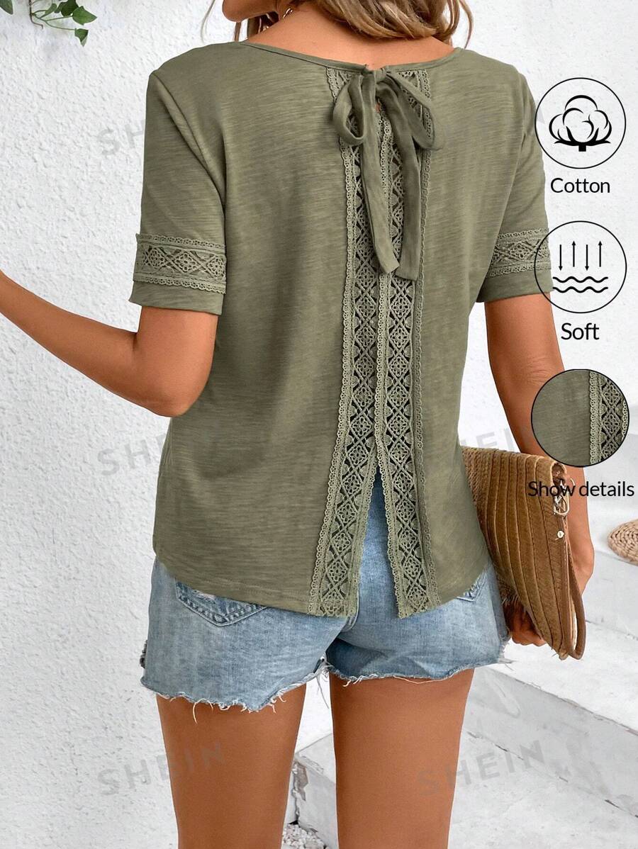SHEIN Frenchy Camiseta de verano para mujer con cuello en V, encaje en la parte trasera como decoración