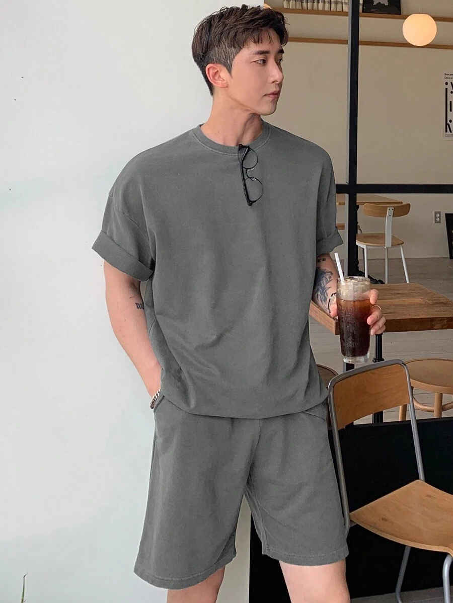 DAZY Men's Summer Solid Color Crew Neck Short Sleeve T-Shirt And Drawstring Waist Shorts Set